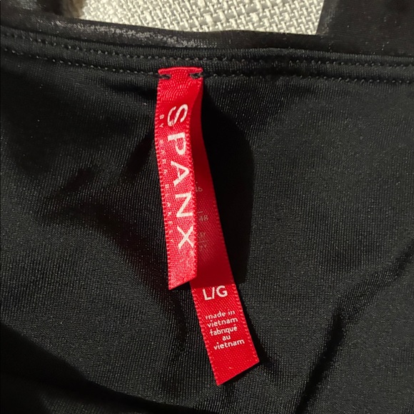 SPANX Black Leggings - Picture 3 of 3